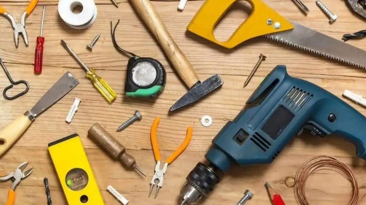Bahadori's building tools, Istanbul production and sales and construction tools in Tehran