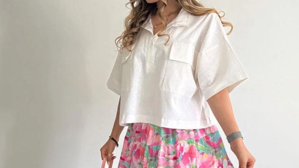 Meson Samin Tahavi, Sale of all kinds of women's clothing mantle mantle shirts in light