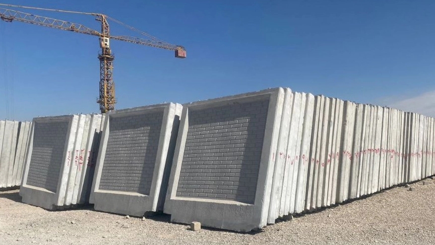 Implementation of self -standing concrete wall in Mashhad