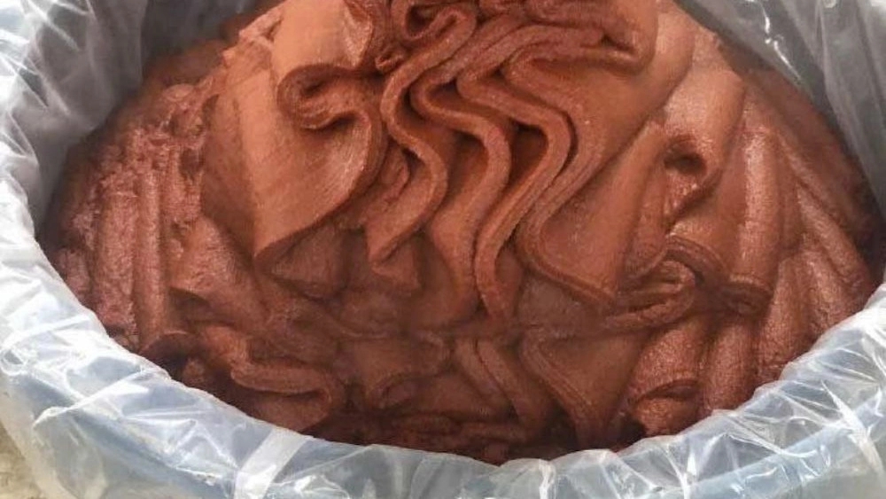 Spotic tomato paste