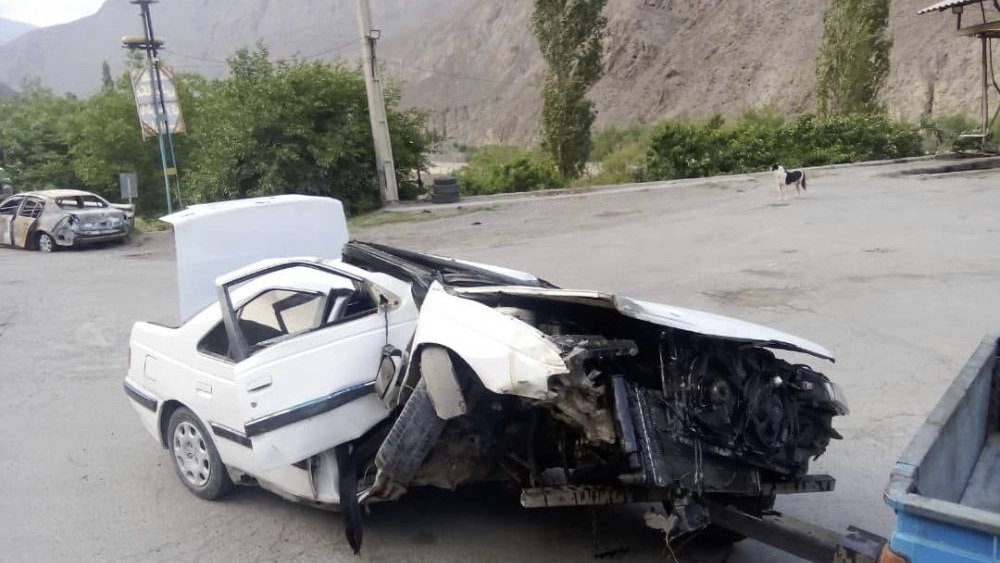 Light and heavy towel in Haraz Ghaem Mazandaran Road