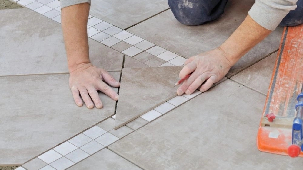 Single Fatahi tile, installation and implementation of ceramic slabs of pool flooring in Ardabil