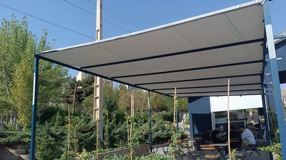 Installation of waterproof tents and container livestock in Tehran