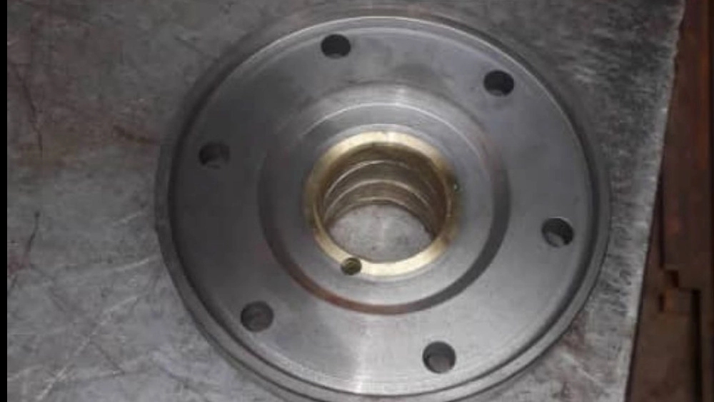 Production and sale of Flanch One concrete pump mixer in Tehran: A Workplace to improve construction project efficiency