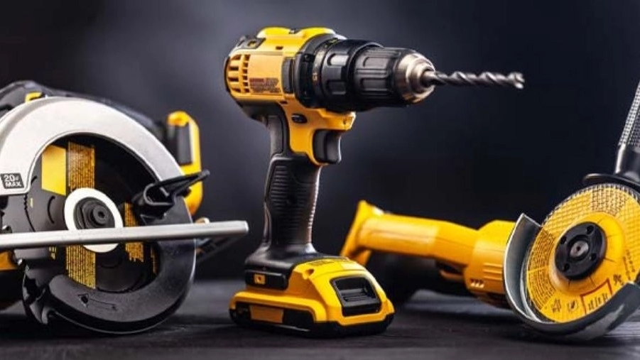 Iran Tools Store, Selling all kinds of color and glue electric tools in Mashhad