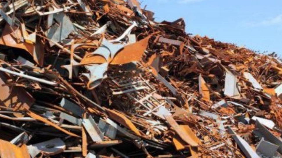 Tehran Abedi Waste, Metal and Zinc Wasted in Tehran Dowlatabad, Tehran