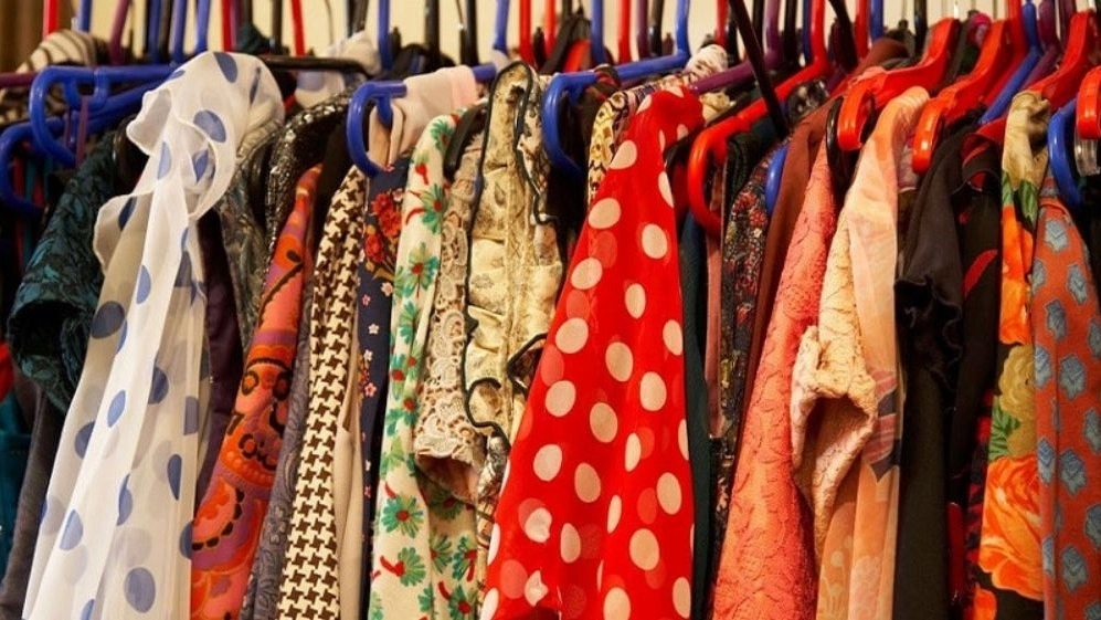 Jav's store, selling all kinds of women's clothing in Kerman
