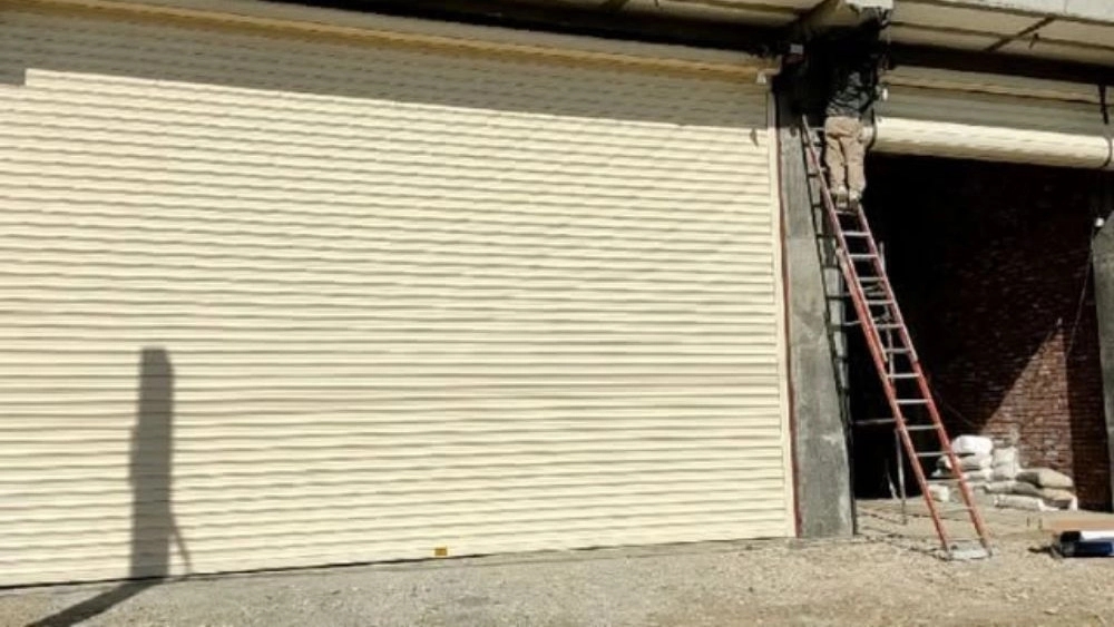 Famous door, automatic door and electric shutters in Piranshahr