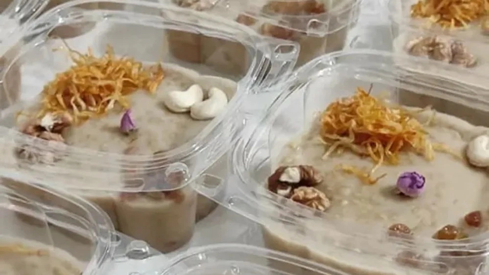 Catering lean, cooking and sending all kinds of home dishes and desserts in Tabriz