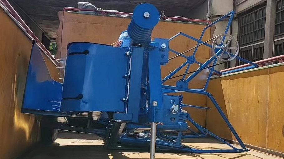 Faraji agricultural equipment, China's china wheat reaper production in Malayer