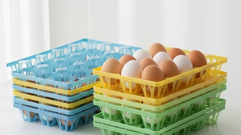 Buy cheap plastic eggs in Tehran