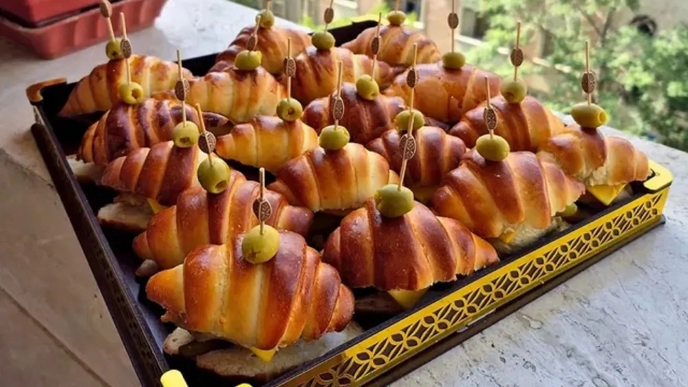 Lavish Cook, Order Finger Food Cake and Cookies in Tehran