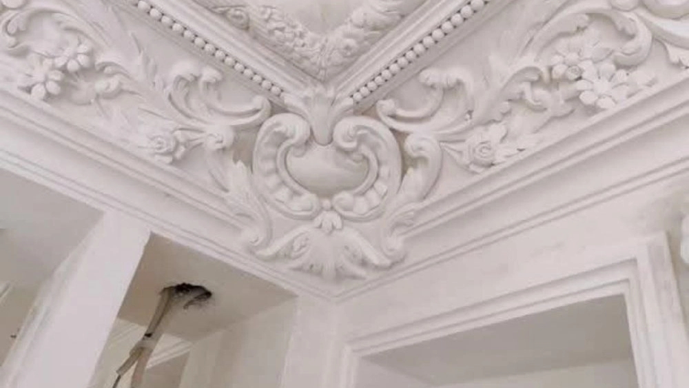 Design and implementation of plaster and patina Mohammadian in Tehran
