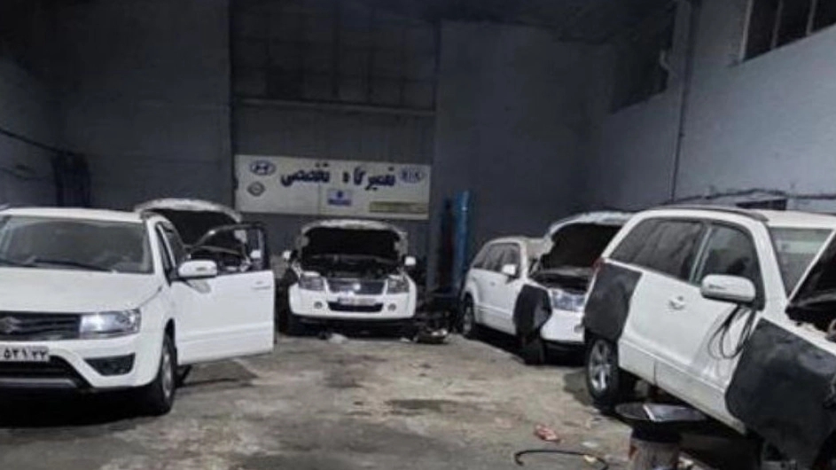 Suzuki repair shop, repairing Japanese cars and supplying new and stock parts in Tehran