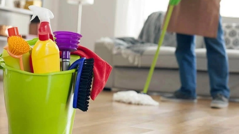 Habibi service company, house cleaning and moving furniture in Kashan