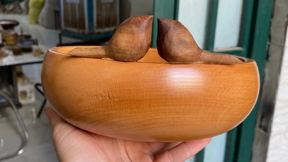 Huber production workshop, production and sale of wooden dishes in Karaj