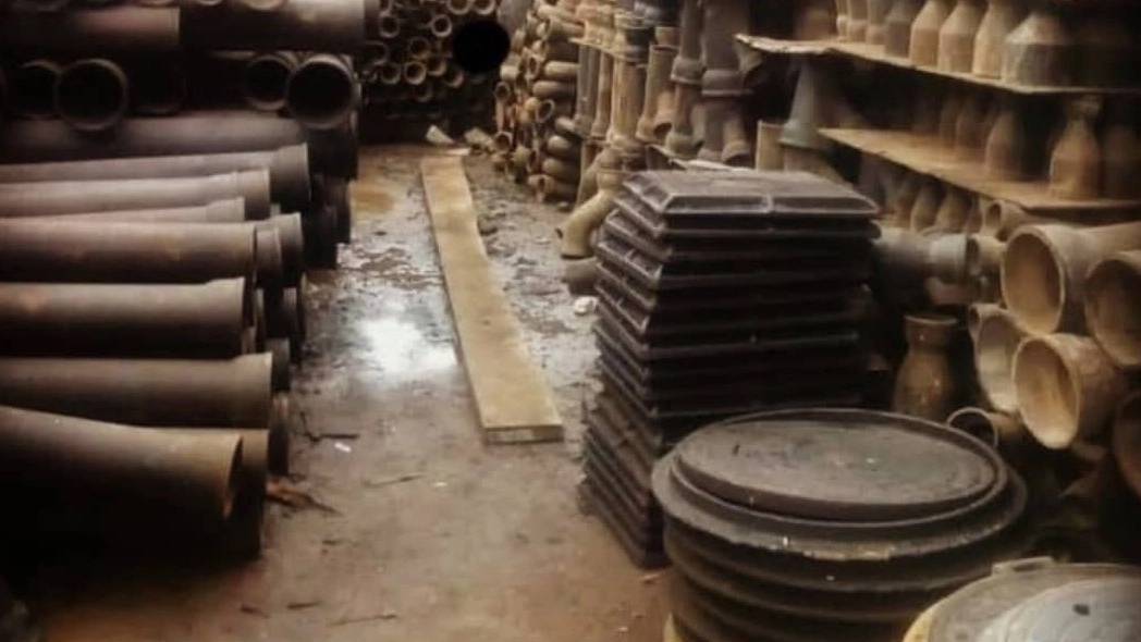 Science and industry casting, production and sale of manhole valve and meter door in Shadabad, Tehran