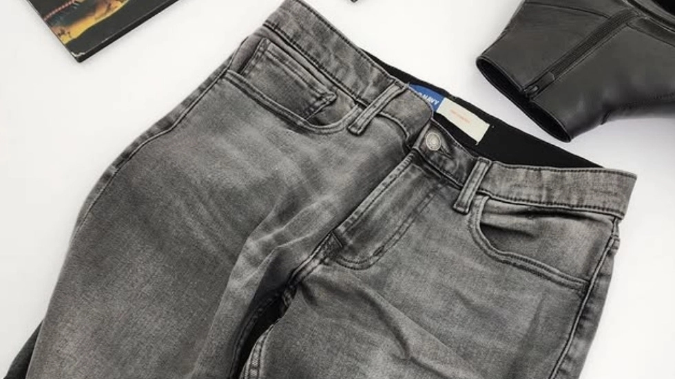 Farhad clothing, sale of jeans and fabric pants and men's t-shirts in Qazvin