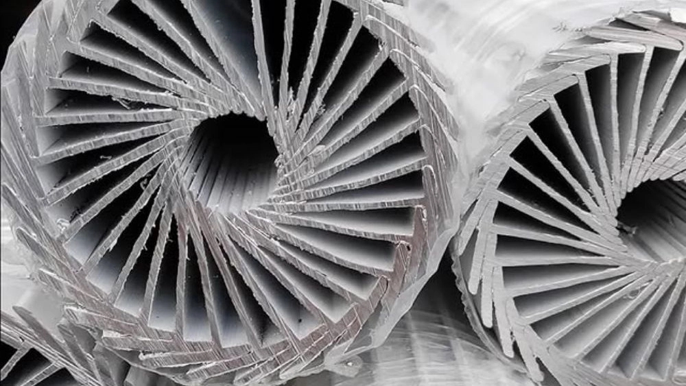 Alum Rail, a manufacturer of construction and industrial aluminum profiles in Tehran