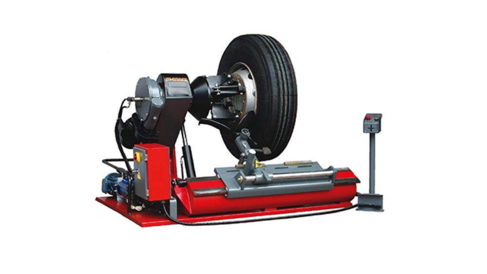 Mahan Sanat Padayar, manufacturer of tires and heavy equipment in Tehran