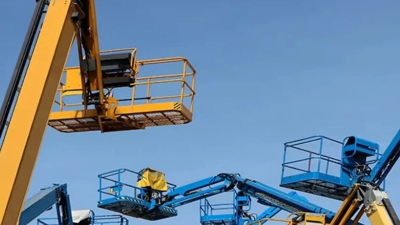 Navin Sanat, construction and repair of hydraulic lifts and elevators in Tehran
