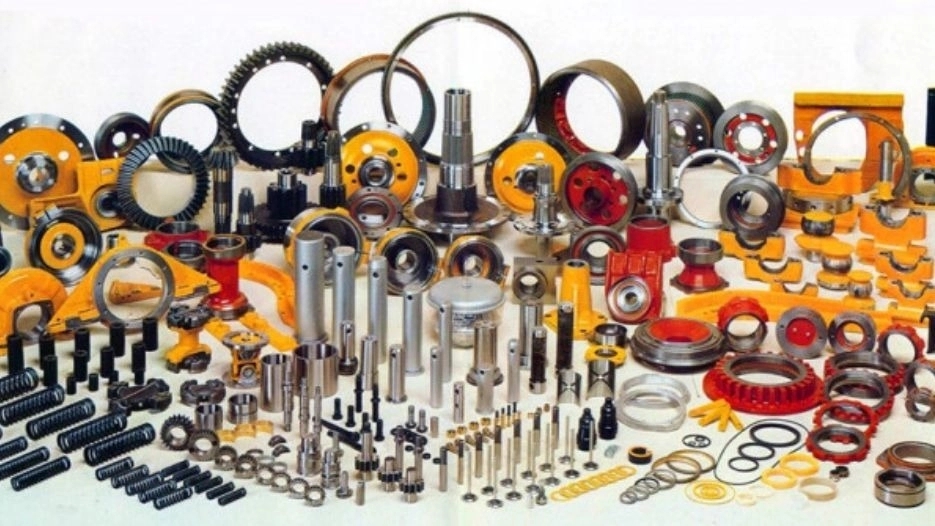 Komatsu Truck store, selling spare parts for Komatsu machines in Tehran