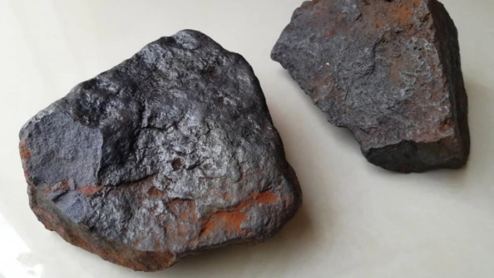 Kashef Faraz Kavir, production of refractory stone and hematite iron ore in Bukan, West Azerbaijan