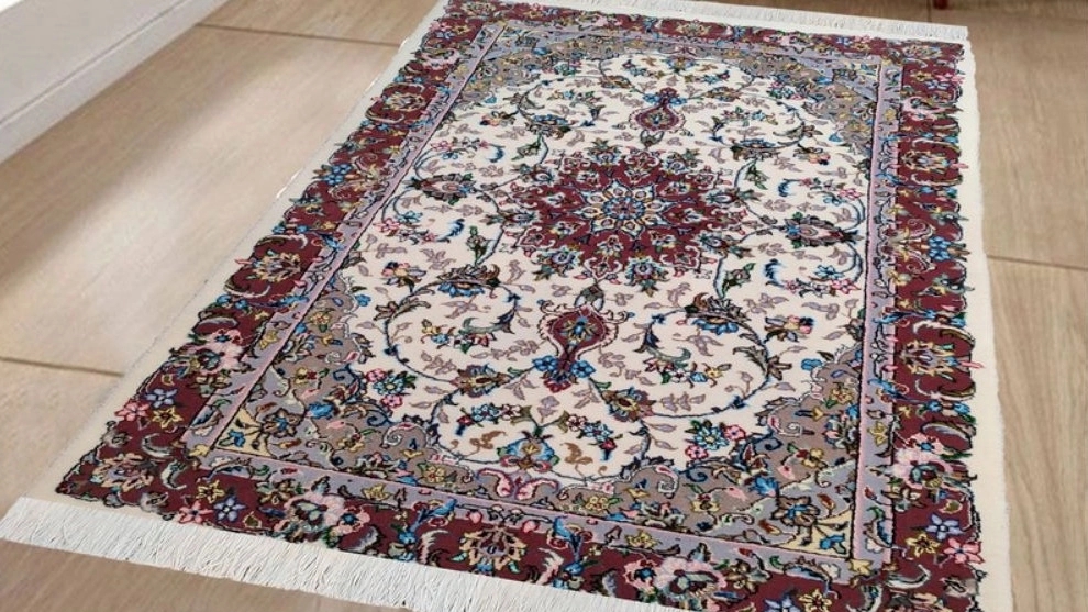 Afshar carpet, sale of all kinds of hand-woven carpets and rugs in Tehran