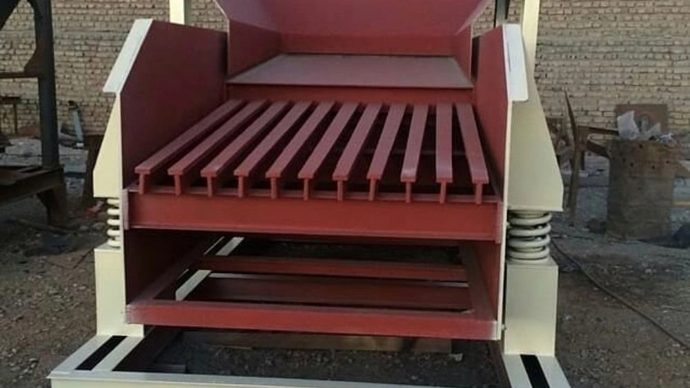 Arvin Sanat Pars, production and start-up of stone crusher and crushing machine in three roads of Adraan