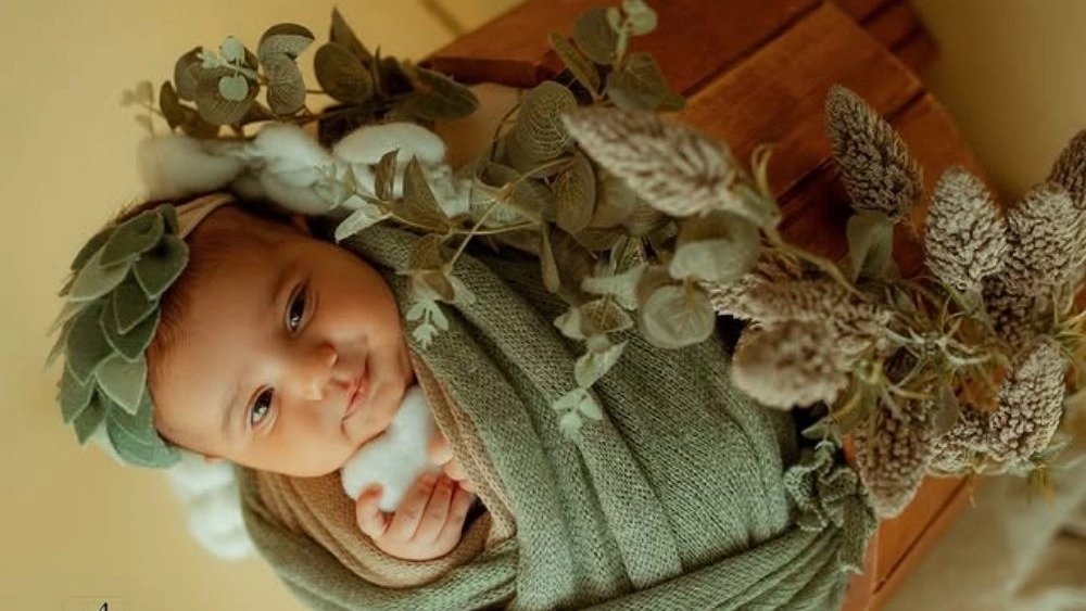 Maryam Hatfi studio, pregnancy and newborn photography in Tehran