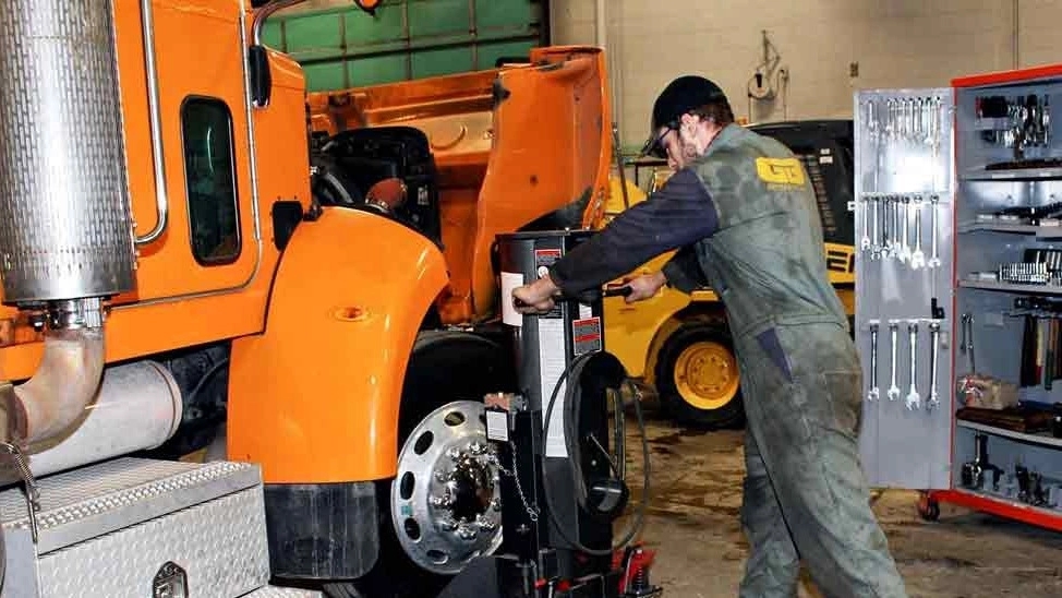 Zahorian repair shop, repair of road construction machinery in Mashhad