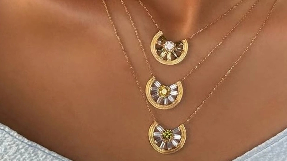 Aftabgerdon Gallery, selling jewelry in Rafsanjan
