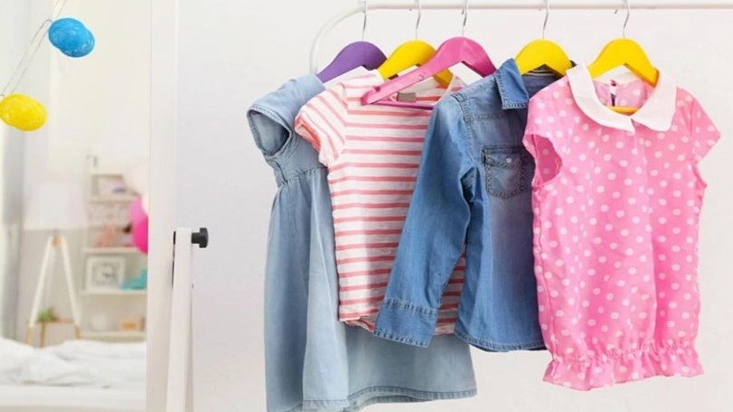 Shapark online shop, selling clothes for children and teenagers in Tehran