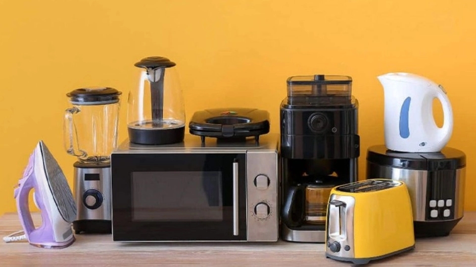 Almasi store, selling chinaware and kitchen appliances in Urmia