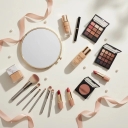 Golper beauty salon school, make-up and makeup services in Kerman