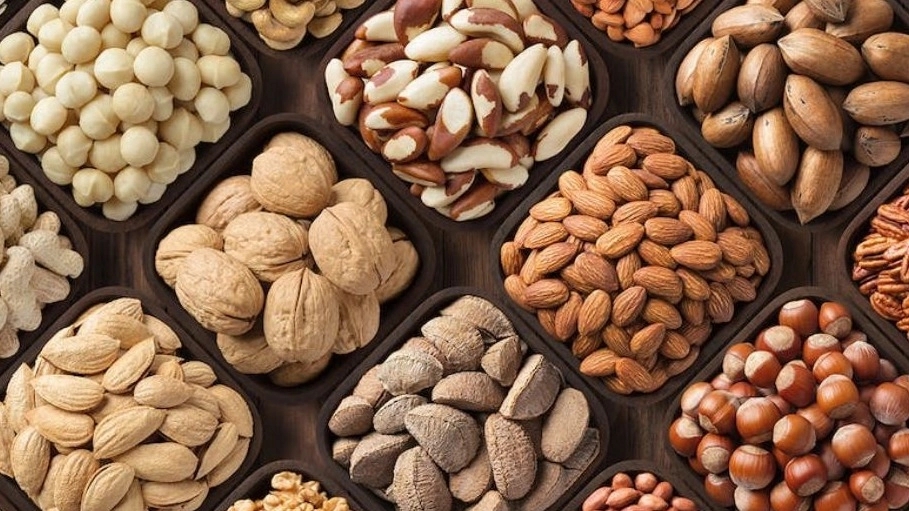 Niknam Dried Fruit, wholesale nuts and seeds in Shiraz