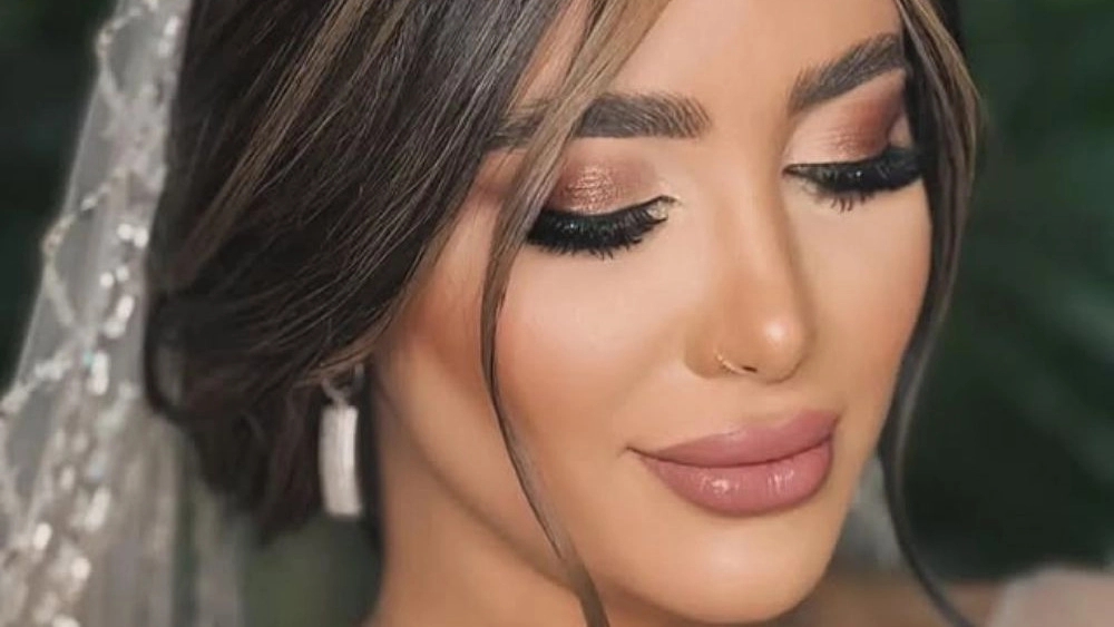 Ghasemzadeh beauty salon, providing nail, eyelash, chignon and make-up services in Urmia