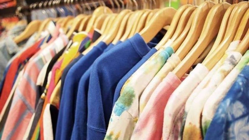 Anil Trading Company, an importer of women's clothing in Tehran
