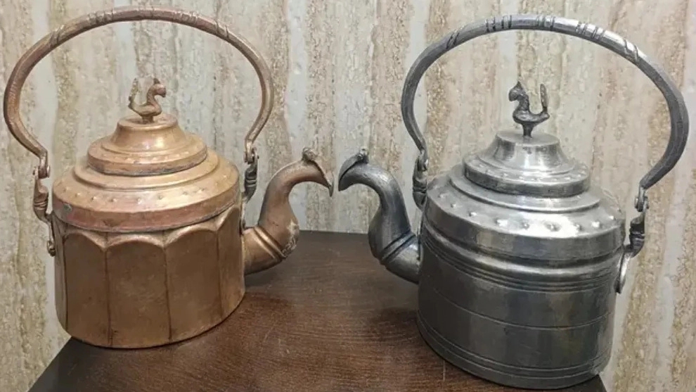 Amir Antique Gallery, buying and selling all kinds of old and antique items in Mashhad
