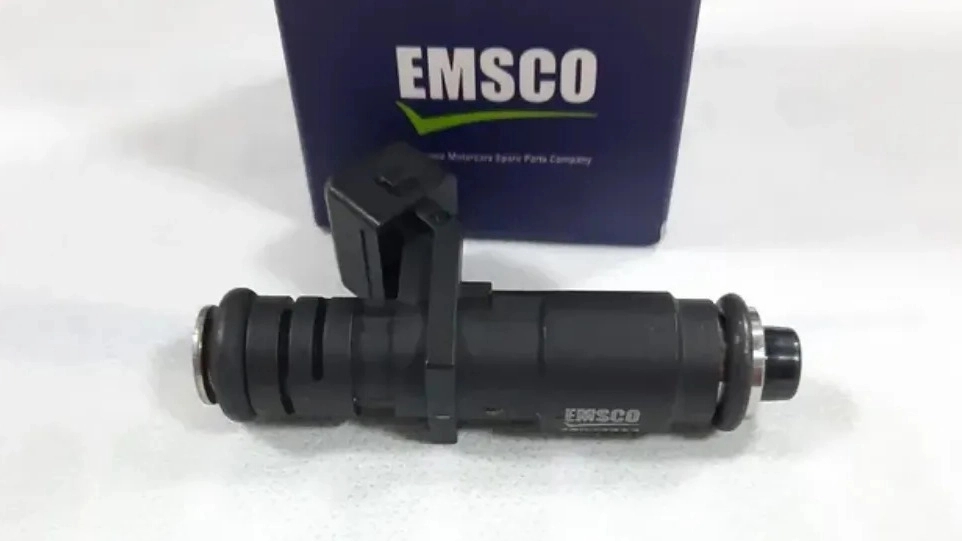 Emsco store, selling all kinds of auto parts in Qazvin