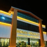 Ronak International Complex, residence and restaurant in Kashan
