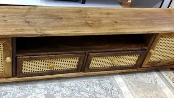 Manufactured by Kaveh Wood in Rasht, selling all kinds of beds, tables and chairs in Gilan