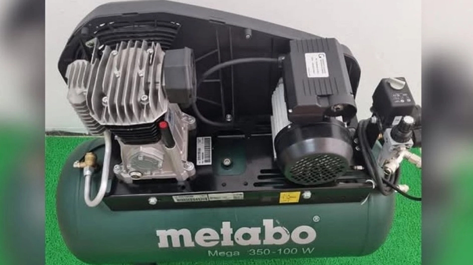 Land tool store, sale of all kinds of industrial tools, drills and cutting machines in Bushehr