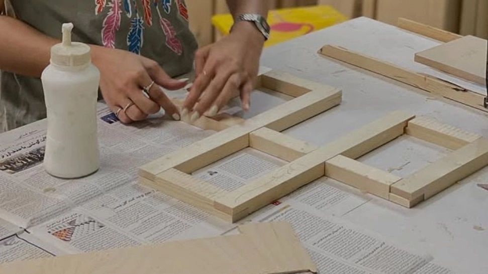 wood vine workshop, carpentry training for women in Tehran