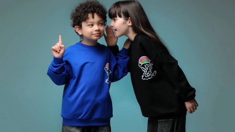 Lian clothing, wholesale production and distribution of children's and youth clothing in Tehran