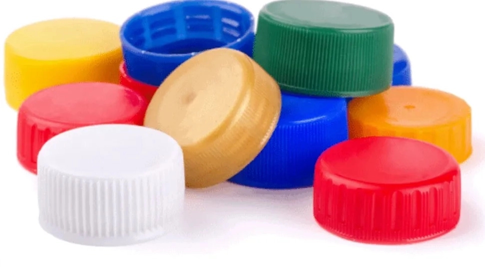 Diamond Plastic Company, production of grinding materials and bottle caps in Kashan