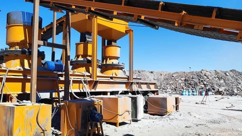 Stone crusher workshop in Shahriar