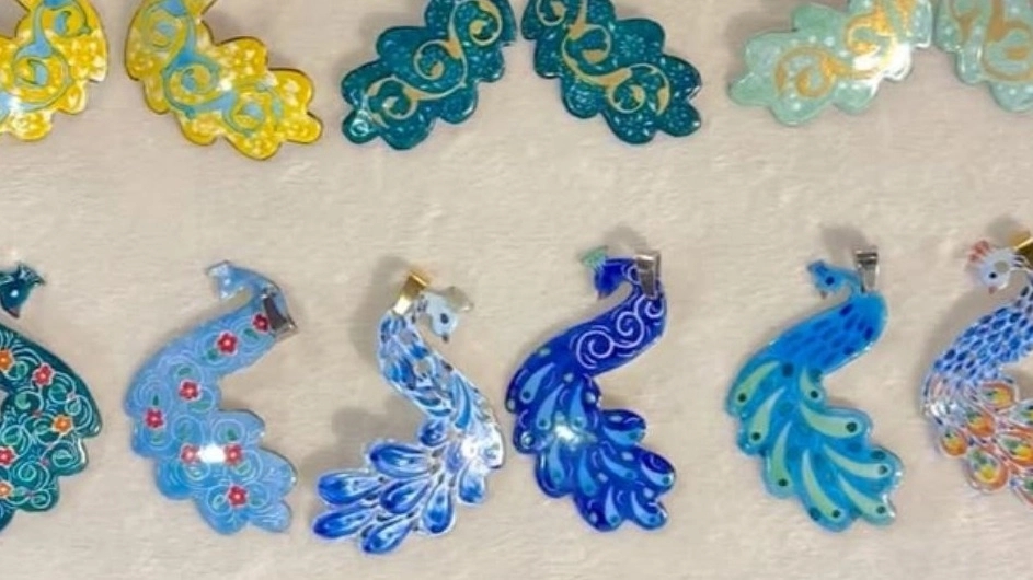 Minai Hasti Gallery, production and sale of enamel ornaments in Isfahan