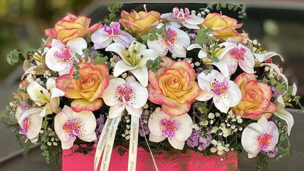 Aniran candles, sale of handmade flower candle boxes in Karaj
