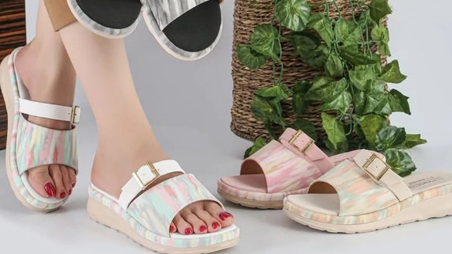 Production of Pamco sandals, sale of all kinds of women's sandals in Tehran